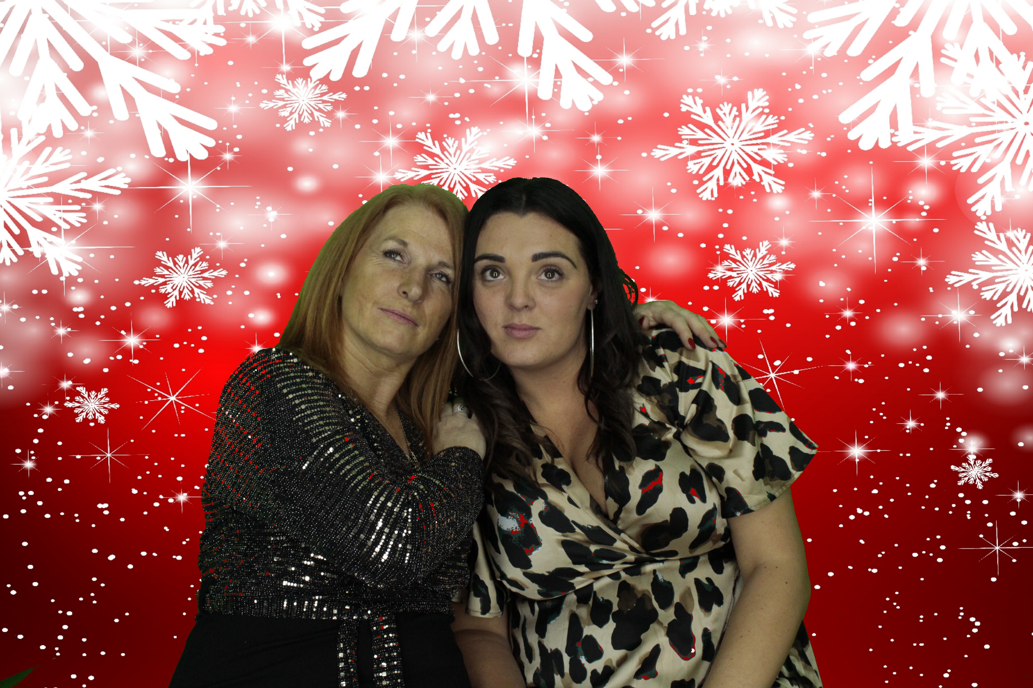 Silvermere Christmas Party | View more photos from the event at gallery.myphotoboothexperience.co.uk/u/MyPhotoBoothExperienceLtd/Silvermere-Christmas-Party-3